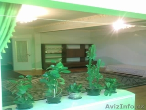 СРОЧНО ПРОДАЕТСЯ 4 КОМНАТНАЯ КВАРТИРА.ЦЕНА:50000у.е ТОРГ УМЕСТЕН #25606