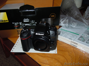 Nikon D7000 with 18-105 VR Lens Kit at 790 Euro #552498