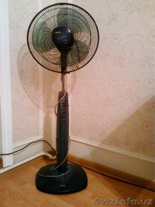 Продам вентилятор Philips напольный #686839