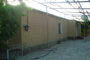 КОТТЕДЖ со всеми удобствами и цветущим садом ГЕОФИЗИКА #1136789