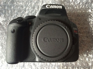 Canon EOS 550D  фотокамеры с EF-S 18-55mm IS объектив #1480011