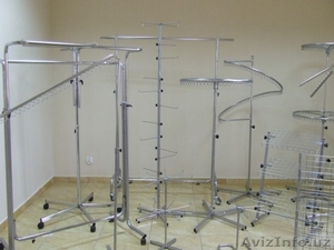 Вешалки из нержавейки (никель),  витрины стеклянные,  эконом панели по самым низки #1616954