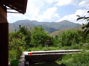 Земельный участок с постройками в горах #1617849