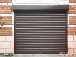 Душевые кабины и Рольставни Высокоскоростные двери Секционные ворота #1629618
