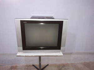 Продаю телевизор LG #1651624