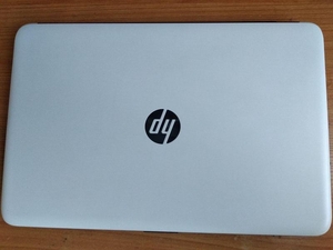 HP 15-da0105ur белый #1657538