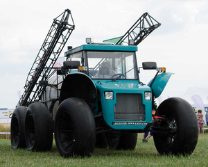 Продаем самоходный опрыскиватель Водолей 1 #1668426