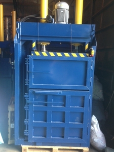 Chiqindi va axlatlar uchun presslar #1686133