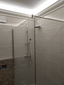 Душевые кабины стеклянные угловые и прямы из прочного и каленного стекла. Распаш #1693932