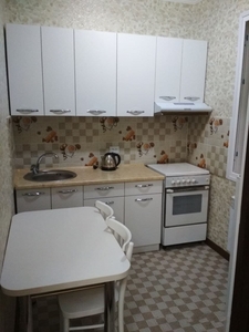 Сдается своя 1-комнатная квартира на длительный срок  #1707354