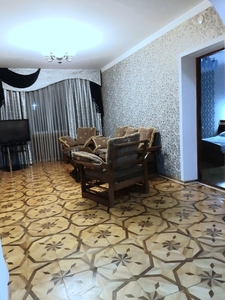 Сдаётся своя 3х.ком Евро.Квартира -метро Шахристанская  #1714409