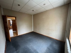 Продаётся квартира в отличном районе  #1731023