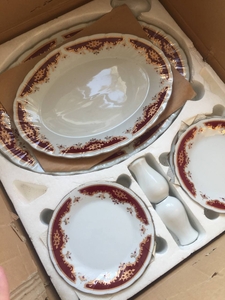 Столовый сервиз #1742138