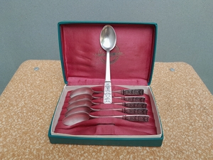 Винтажные мельхиоровые чайные ложки  #1749726