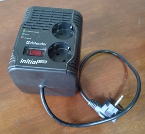 Стабилизатор напряжения Defender Initial 1000 #1752999